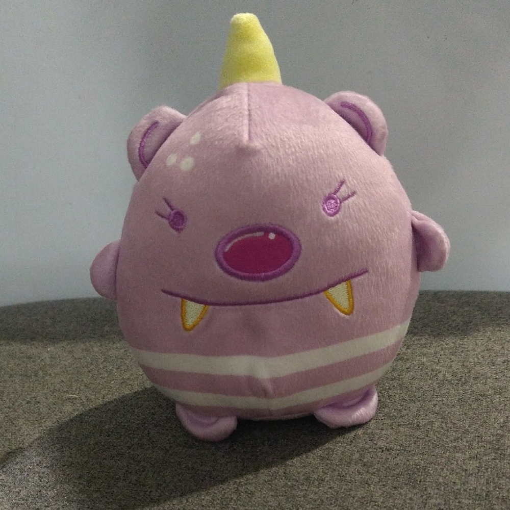 Me-Mariah Elizabeth Stuffie